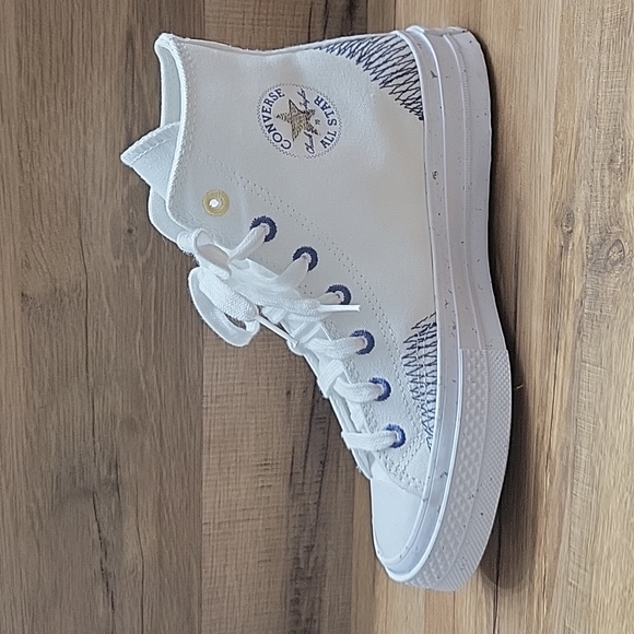 Converse High Top Brand new. - Picture 9 of 12